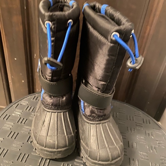 Mountain Ridge Winter Boots!! ❄️✨ - Picture 2 of 5